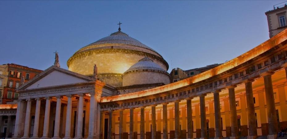 Il Salotto Di Chiaia Hotel Naples Exterior photo